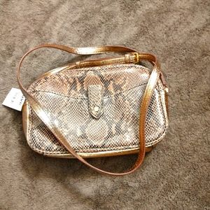Gili Leat Genuine Leather Crossbody Bag